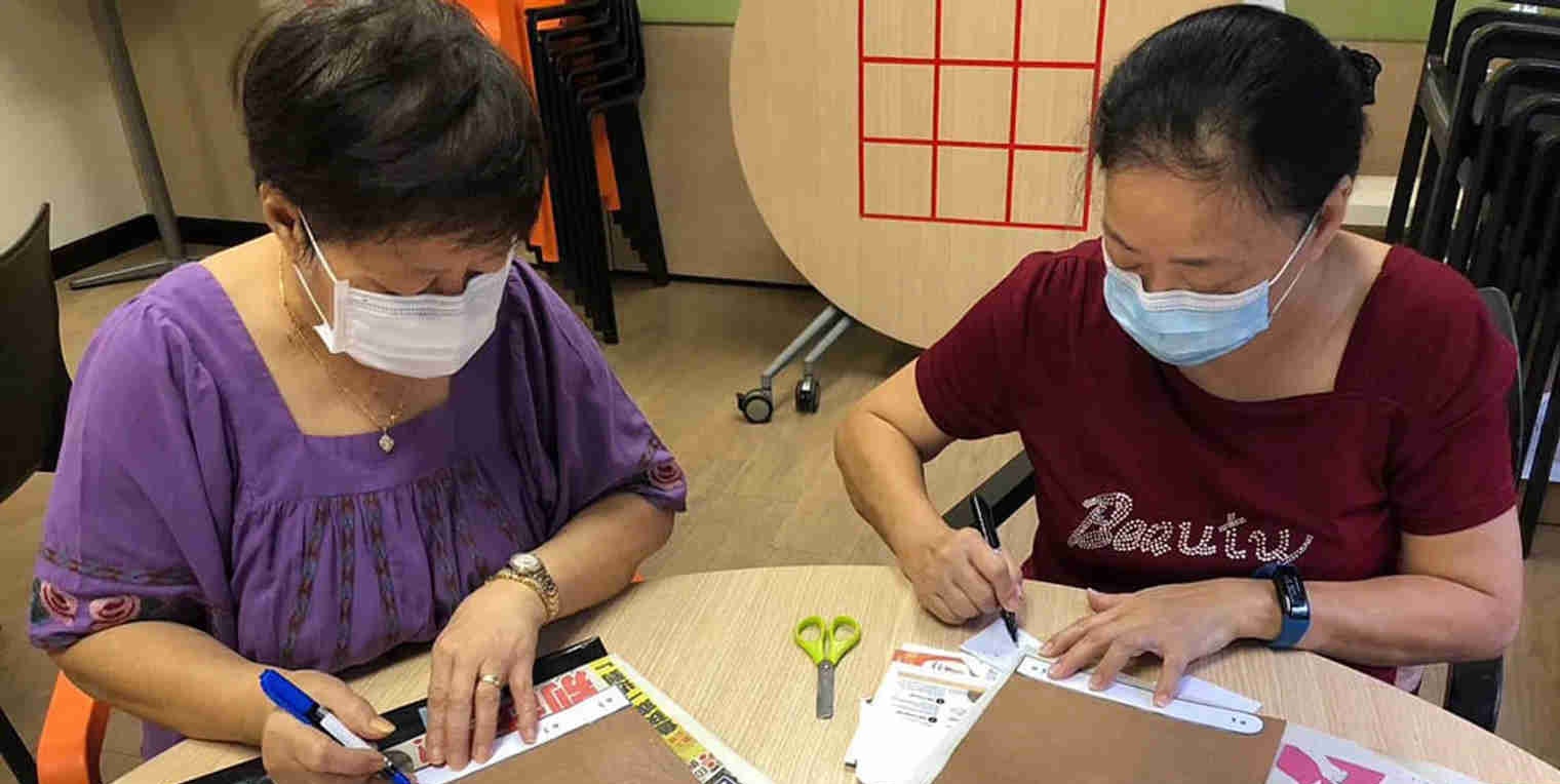 Manulife US Reit engages seniors in leather crafts
